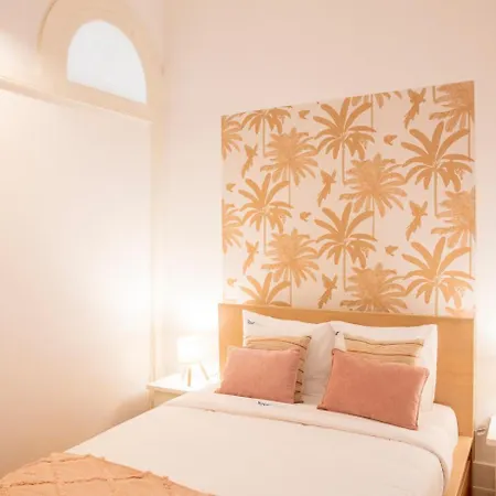 Casa vacanze House, Garden & Terrace-4br-8 Minutes The Matosinhos (Porto)
