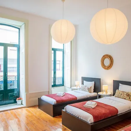 House, Garden & Terrace-4br-8 Minutes The * Matosinhos (Porto)