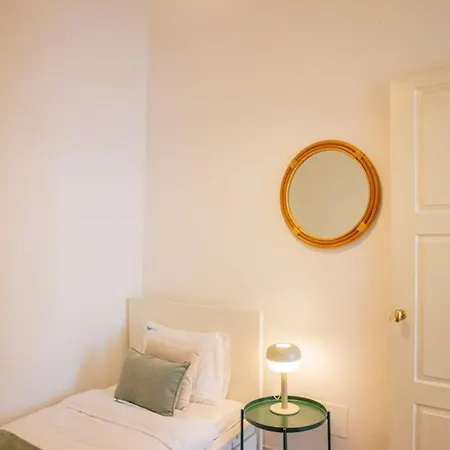 Casa vacanze House, Garden & Terrace-4br-8 Minutes The *